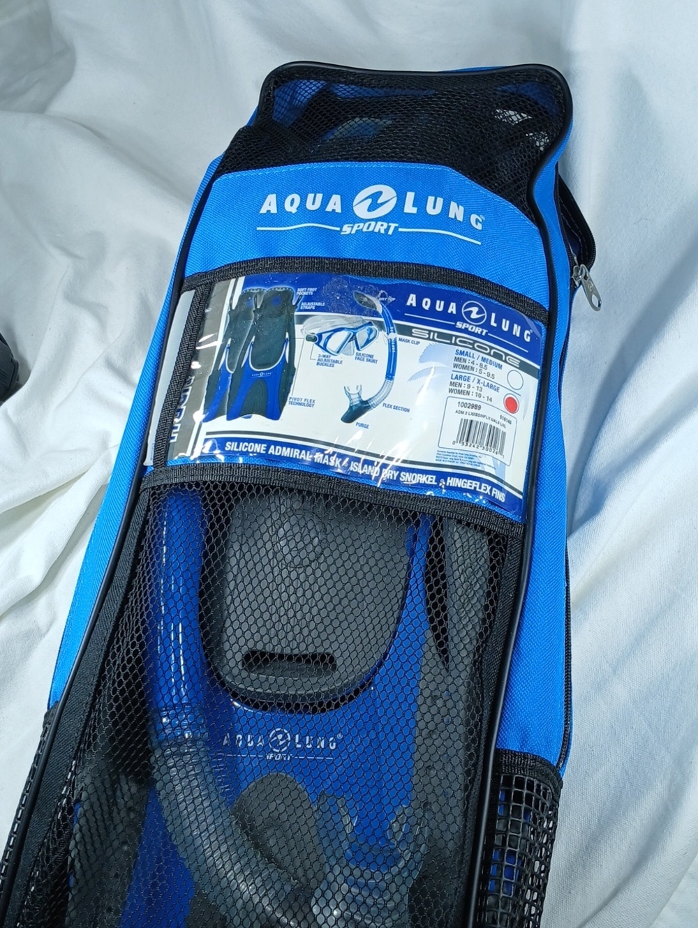 Aqua Lung Sport Men’s Blue Snorkel Mask and Fin Set